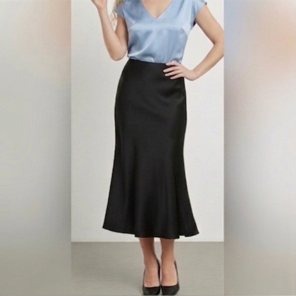 ✨125 Satin Midi Skirt